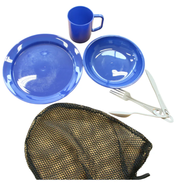 OUTDOOR EQUIPPED CAMPING MESS KIT